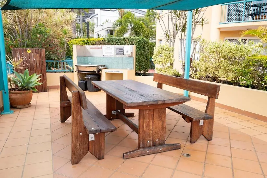 Chevron Island Apartment - Cozy And Convenient Gold Coast 0*,  Australia